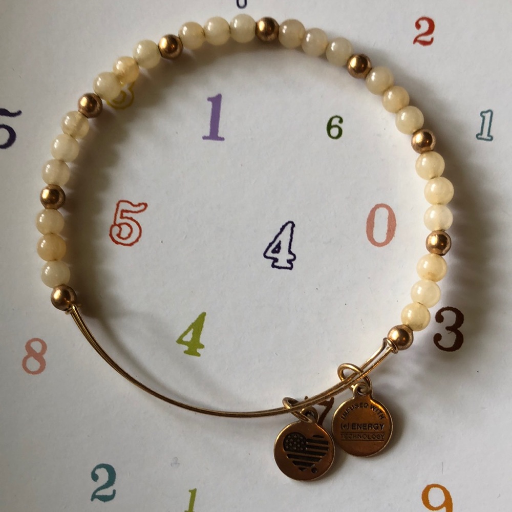 Alex and Ani - dainty gold & yellowish beaded bangle bracelet✨ EUC